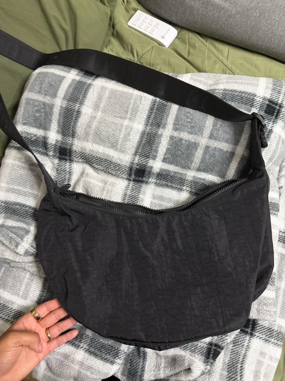 BAGGU Black Crossbody Shoulder Bag